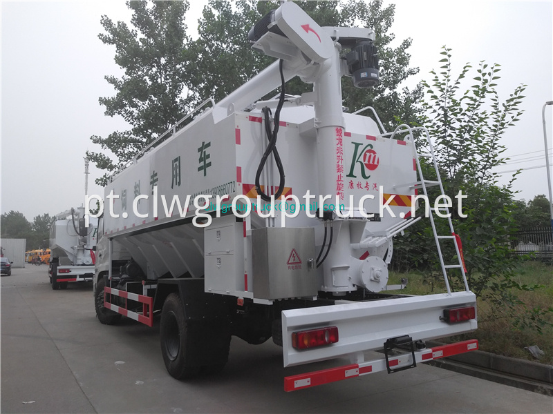 Bulk Feed Truck 4